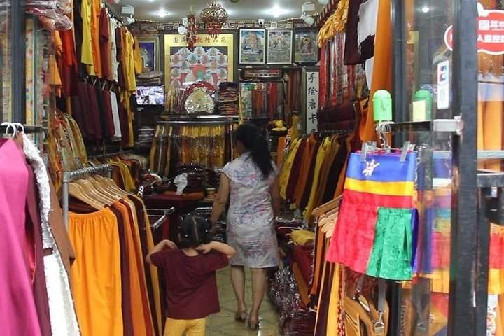 Full Day Leshan Buddha and Tibetan Culture Experience Tour - Photo 1 of 5