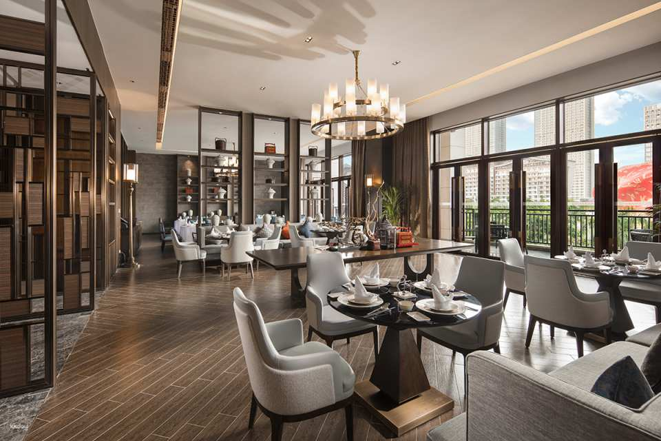 Guangzhou, China | Guangzhou Sunac Shibo Hotel | Guangzhou Snow Miracle/Sunac Land Package - Photo 1 of 7