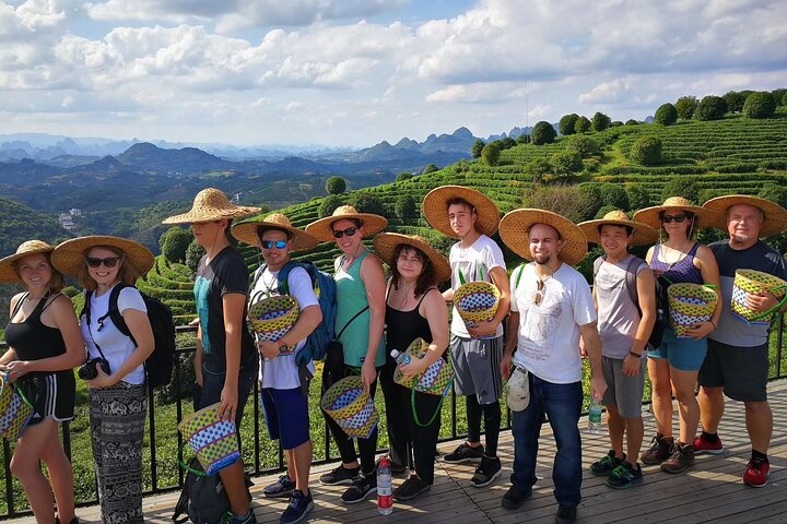 Half-day Tour: Largest Tea Plantation & Amazing Xianggong Hill - Photo 1 of 20