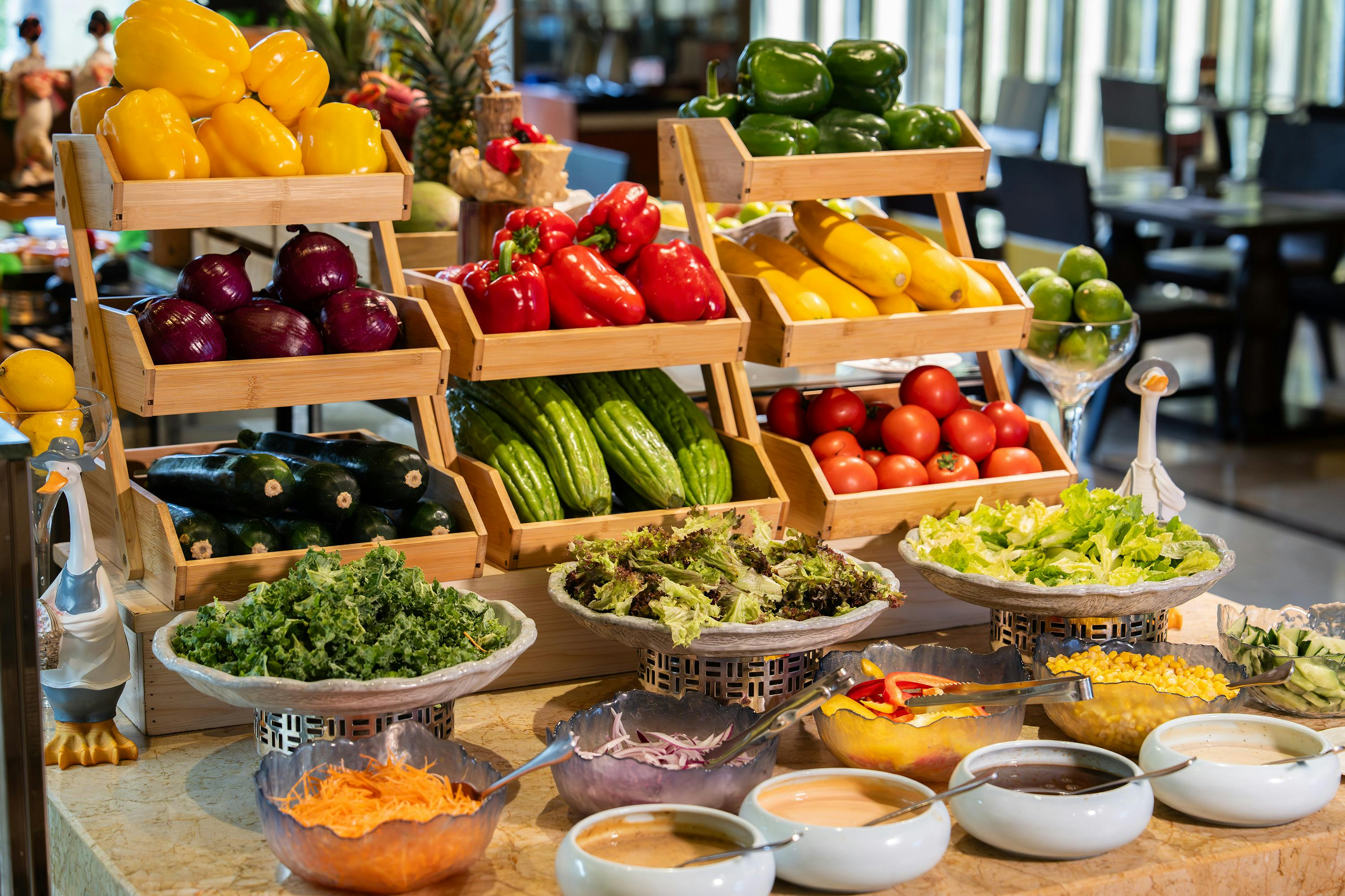 Hilton Shenzhen Futian: Buffet Dinner with Up to 33% Off + Oysters & Shunde-Style Fish - Photo 1 of 15