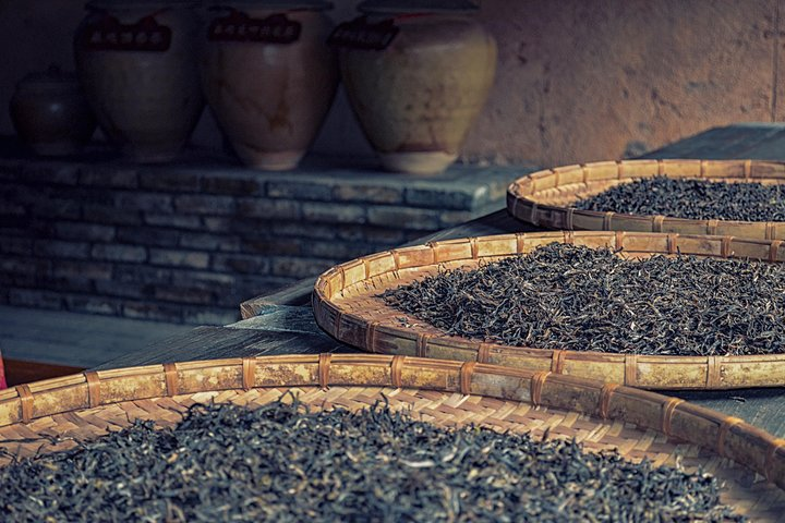 Three-Hour Private Chengdu Tea Wholesale Market Tour  - Photo 1 of 6