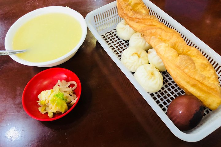 Authentic Beijing Breakfast 