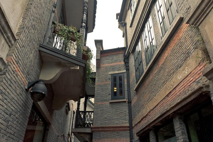 Private Colonial Walking Tour: Shanghai French Concession - Photo 1 of 2