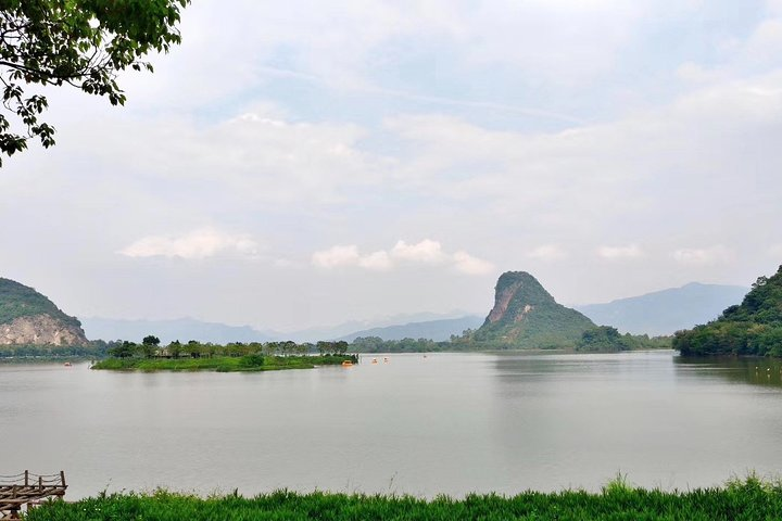 Private Day Tour to Baojinggong Cave and Mount Lion from Guangzhou  - Photo 1 of 6