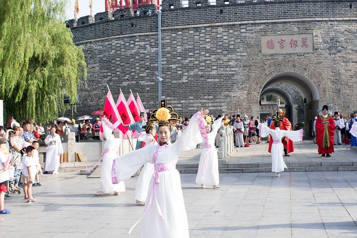 Private Day Tour to Confucius Home Town Qufu By Bullet Train from Beijing - Photo 1 of 7