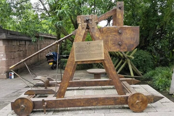 Private Day Tour to Fishing City and Laitan Old Town in Chongqing - Photo 1 of 15