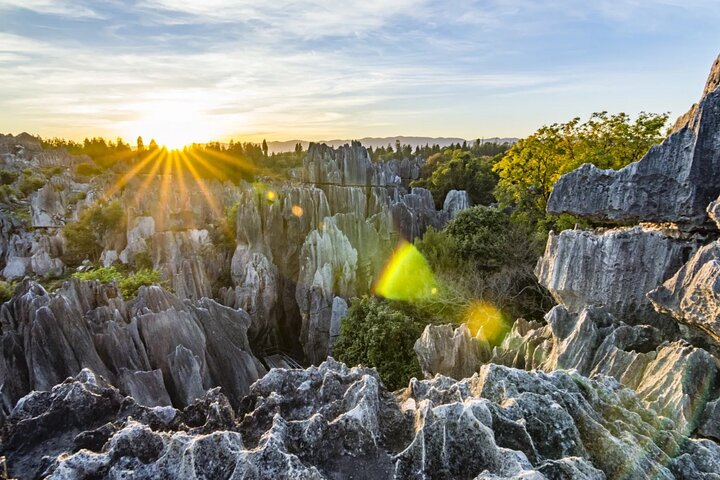 Private day tour Kunming Stone Forest Jiuxiang cave lunch option - Photo 1 of 10