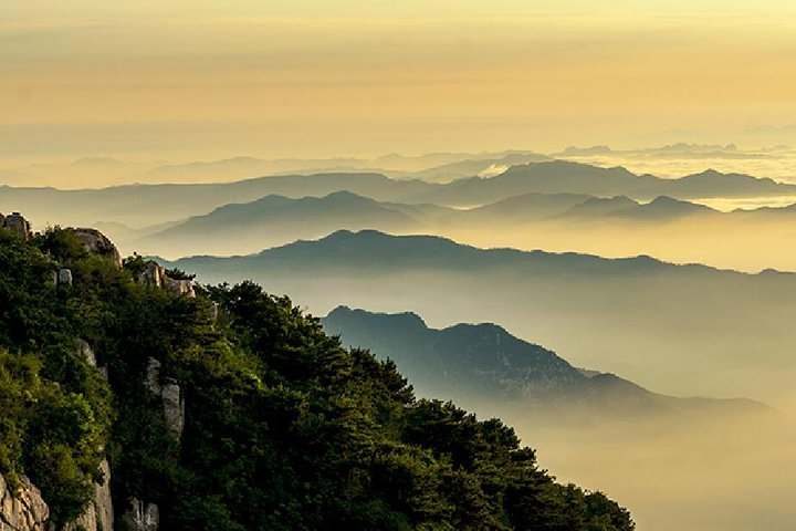 Private Day Tour to Mountain Tai from Beijing by Bullet Train - Photo 1 of 6