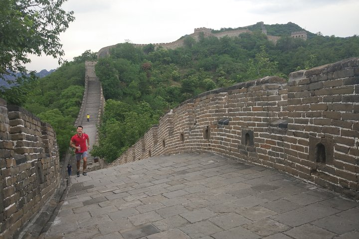 Private Day Tour to Mutianyu Great Wall & 798 Art Zone with Local Food Lunch - Photo 1 of 7