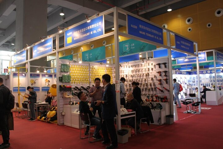 Private Guangzhou Business Tour to Visit Factory and Local Market - Photo 1 of 9