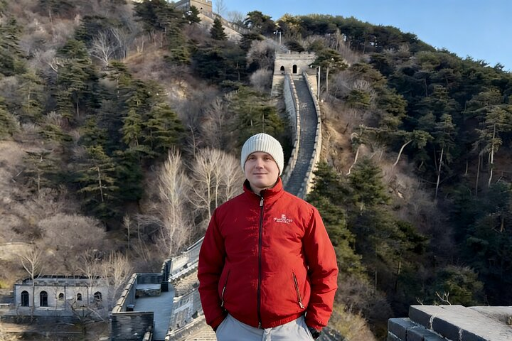 Private Day Tour of Mutianyu/Badaling Great Wall w/VIP Fast Pass - Photo 1 of 6