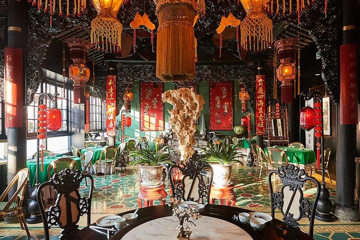 Private Morning Tour: Experience Early 20's Shanghai Lifestyle - Photo 1 of 8