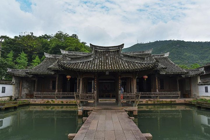 Private tour to Nan Xi river bamboo rafting and Lishui old street - Photo 1 of 7