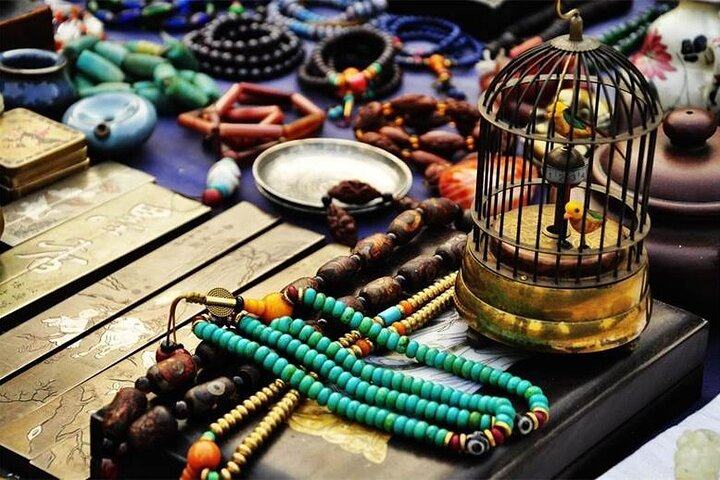 Panjiayuan Flea Market 