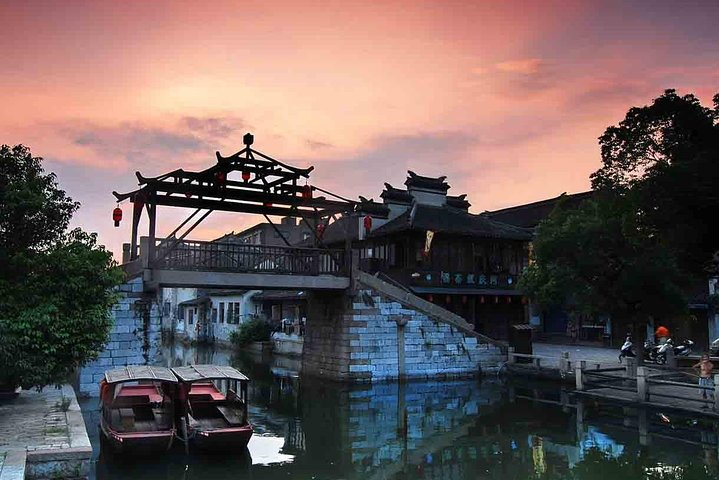 Tongli Town