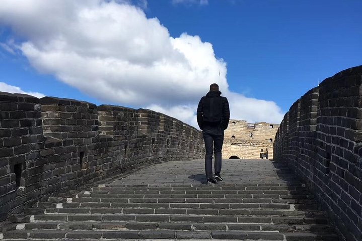 Private Tour Vehicle with Driver Service: Beijing Great Wall and Summer Palace - Photo 1 of 6