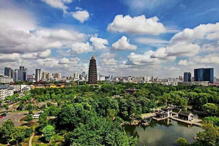 Private Transfer from Wuxi or Sunan Shuofang Int'l Aiport to Changzhou City  - Photo 1 of 7