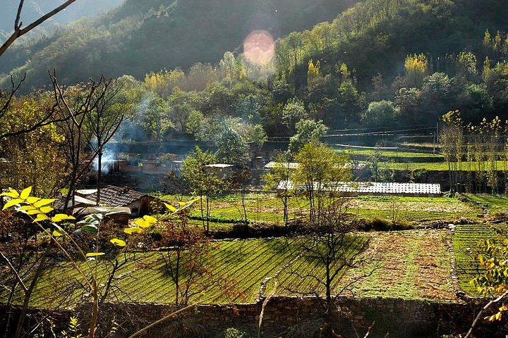 Private Transfer to Guoliang Village and Tunnel from Zhengzhou - Photo 1 of 6
