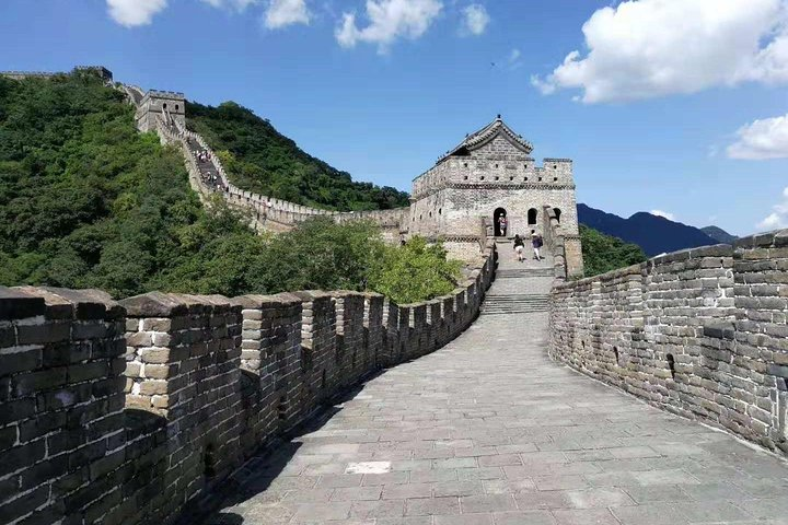 Mutianyu Adventure mode on