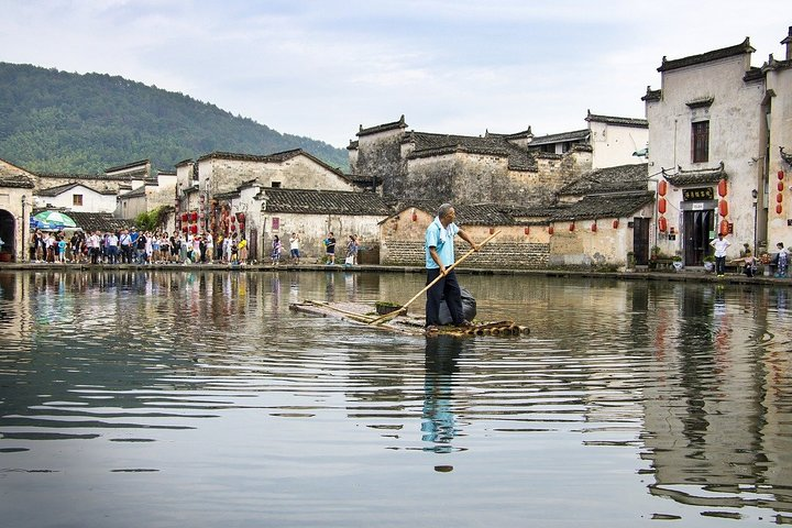 Exclusive Private Half-Day Hongcun Village Tour from Huangshan - Photo 1 of 3