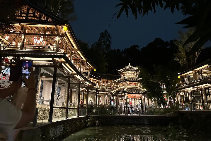 From Hong kong to Shenzhen tour with Flexible Itinerary / English - Photo 1 of 6