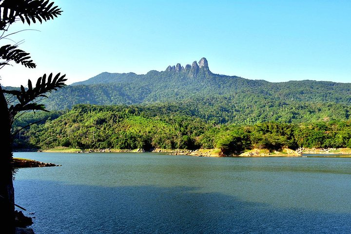 View of Qixianling Mountain