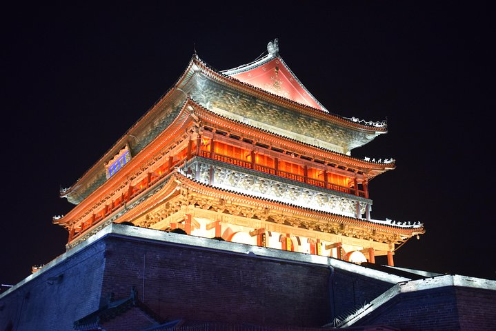 Xi'an Twilight Sightseeing and Food Tour - Photo 1 of 8