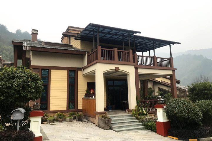 Country Garden Apartment