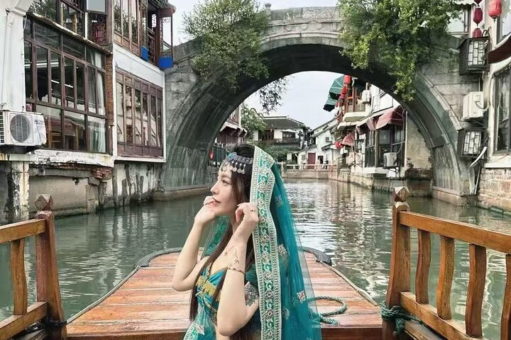 Shanghai Zhujiajiao water town,Yugarden&Bund one day tour - Photo 1 of 10