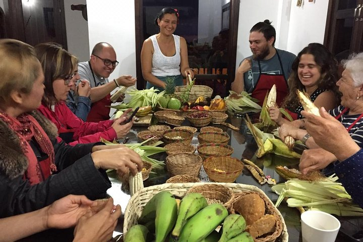 Cooking Stories - Cocinando Historias - Photo 1 of 6