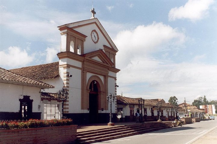 Eastern Towns Tour - Photo 1 of 3