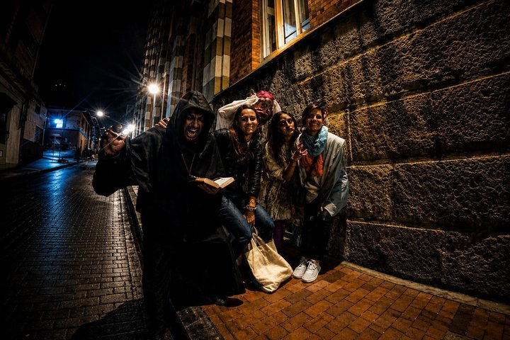Tour de fantasmas + 1 Copa Vino Rest. La Bruja Bogotá - Photo 1 of 25