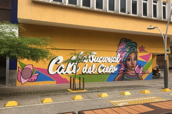 Historical Walking Cali City Tour 3H - Photo 1 of 6