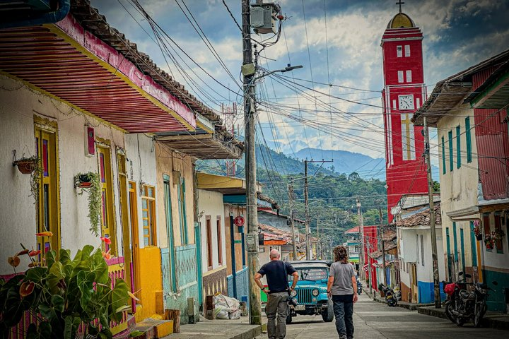 Coffee Region Hidden Gems: Coffee Farm, Pijao & Buenavista - Photo 1 of 25