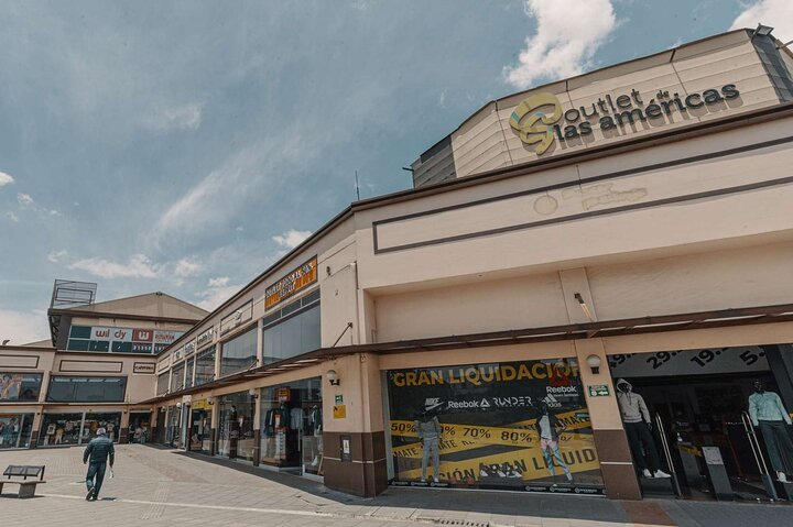 Private Shopping Tour from Bogota to Outlet de las Américas - Photo 1 of 7