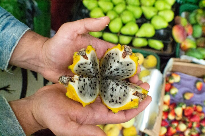 Private Tour of Paloquemao Square with Gastronomic Tasting - Photo 1 of 8