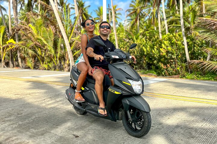 Rent a Scooter and tour the island of San Andrés - Photo 1 of 8
