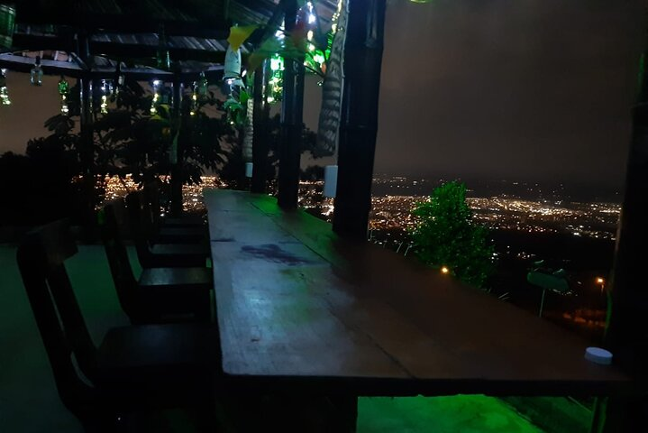 Admire CALI and EL VALLE DEL CAUCA