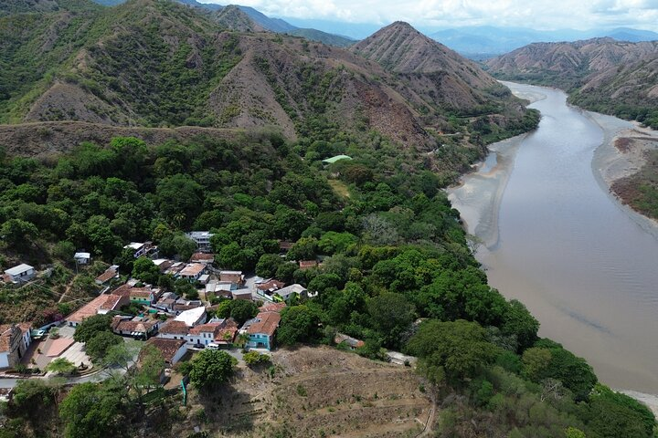 Olaya village, our River house is located 500 meters from this historical town founded by the Spaniards in 1773.