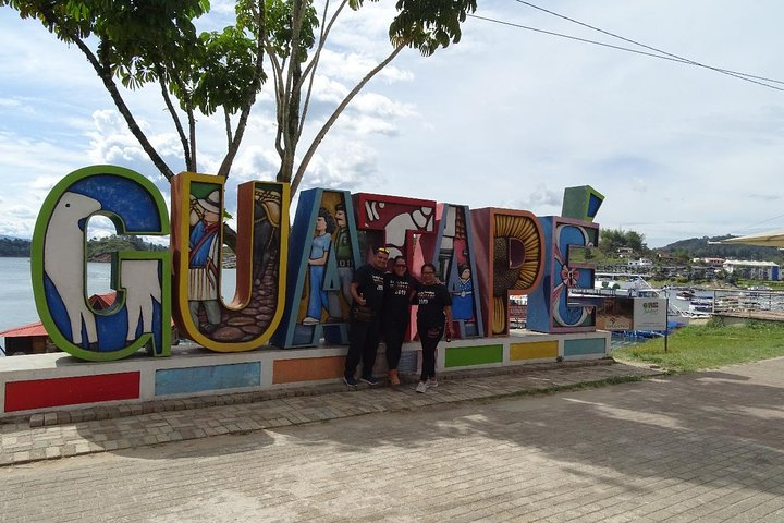 Tour privado Guatape.  - Photo 1 of 25