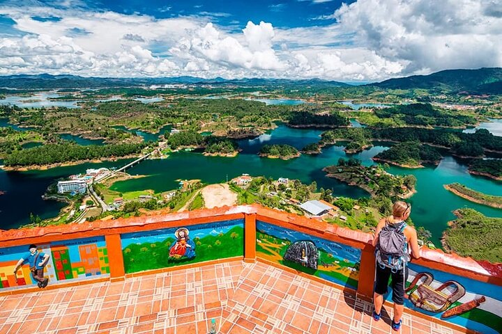 Tour to Guatapé (all included) - Photo 1 of 8
