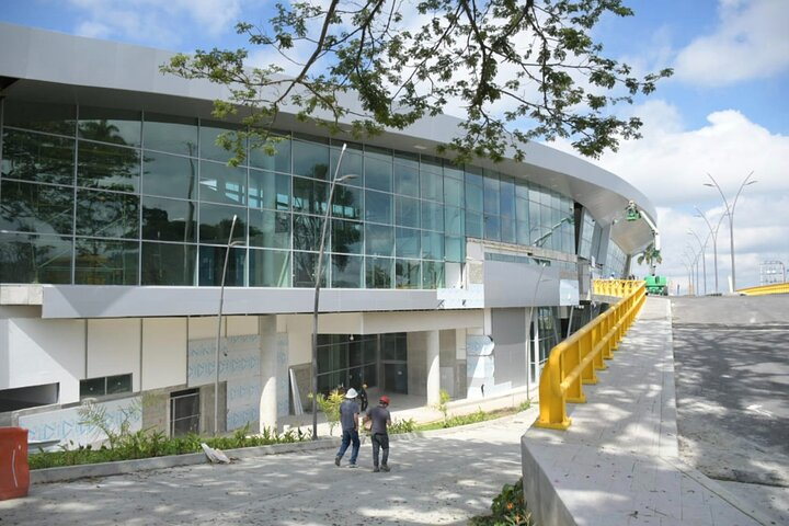 Private Arrival or Departure Transfer: Matecaña Int Airport  - Photo 1 of 6