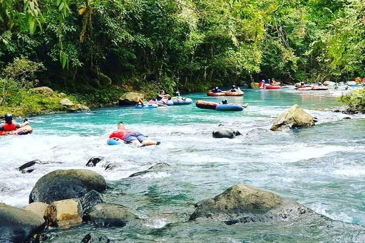 Cleste Riveti RIO CELESTE COMBO : River Tubing+Blue Waterfall+Animal Sanctuary. ใน ทา ...