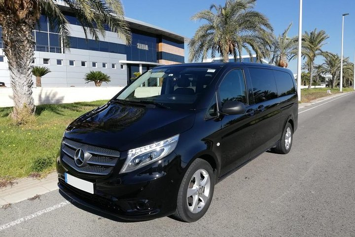 CO2-Offset Arrival transfer Lanaca Airport LCA to Larnaca City  - Photo 1 of 9