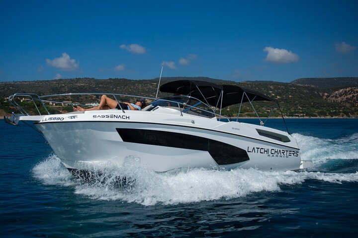 Luxury Private Charter on a Karnic SL800 to Blue Lagoon & more... - Photo 1 of 4