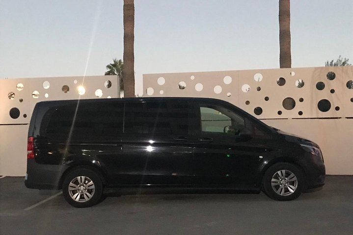 Minibus private transfer from LCA airport to or from Ayia Napa 1-8 travellers - Photo 1 of 16