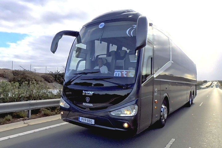 Shared shuttle transfer from Larnaca Airport to Hotels - Photo 1 of 3