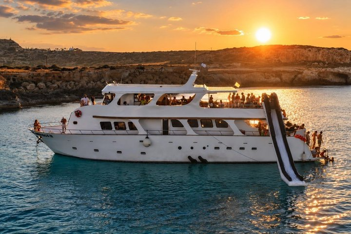 SUNSET LUXURY YACHT Protaras - HUGE slide - BBQ - 1 free drink - Photo 1 of 17