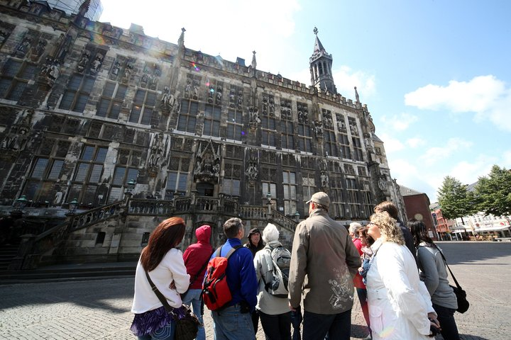 Aachen City Hall (c) A. Steindl