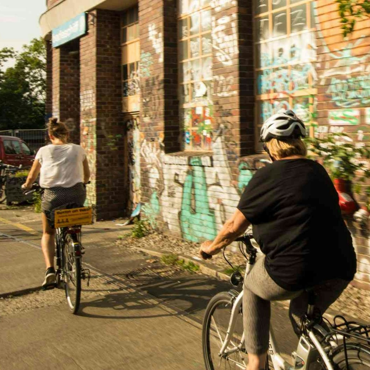 Berlin: Alternative Bike Tour - Photo 1 of 3